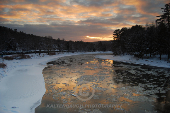 Winter sunrise Clarion River